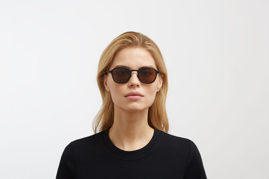 Mykita Mylon Fir Mh6 Pitch Black/Black 47 Unisex Güneş Gözlüğü 